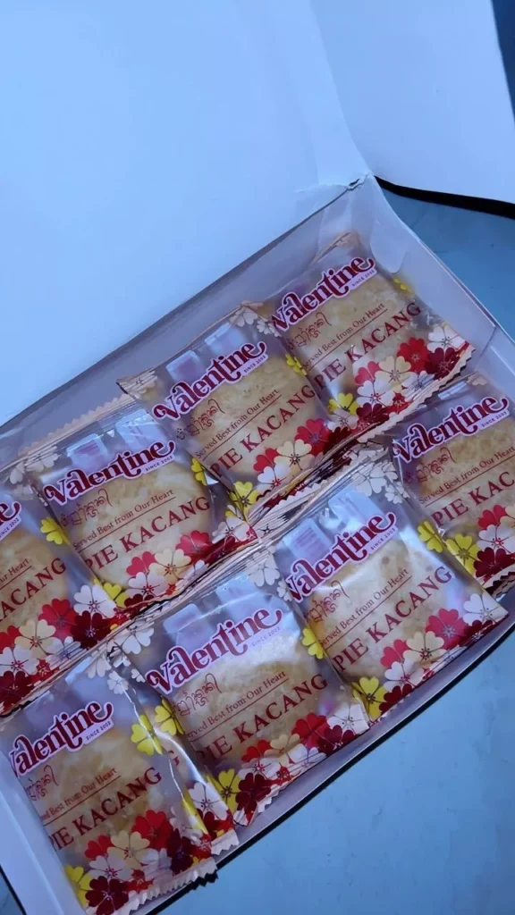 Pia Kacang Valentine Oleh Oleh Bali